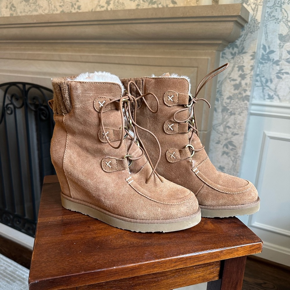 Women's Brown Lace-Up Winter Boots - Australia Luxe Collective